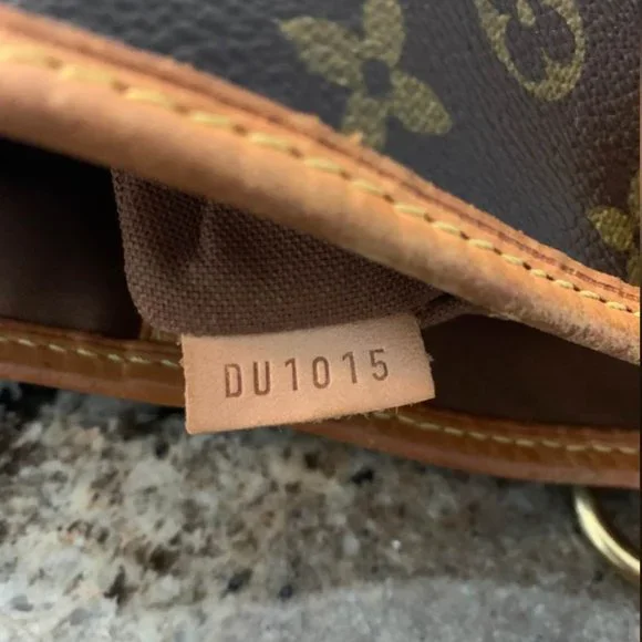 Louis Vuitton Vintage Batignolles Horizontal Bag. Great condition and certified - Picture 5 of 7